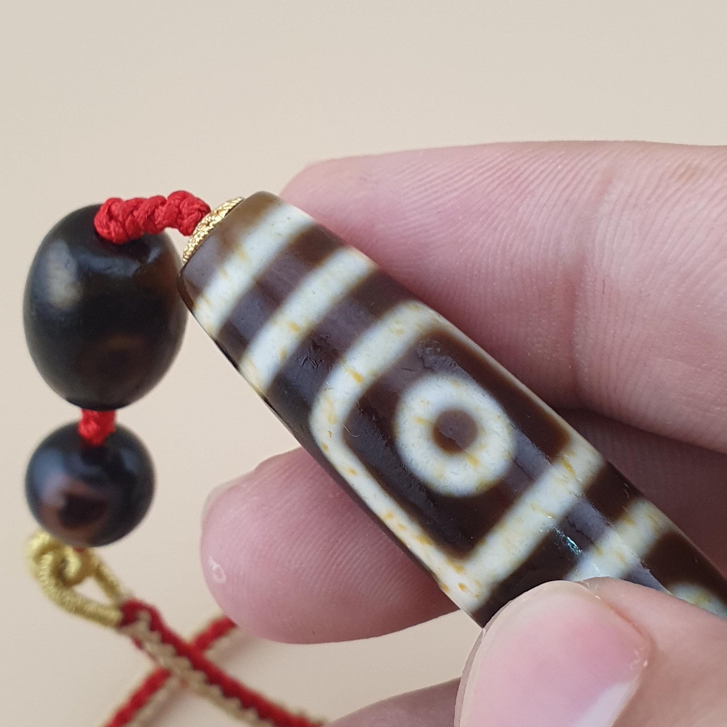 Seltene Vintage Tibetische 4-Augen-Dzi-Perle Sammlerstück Himalaya Amulett aus Achat