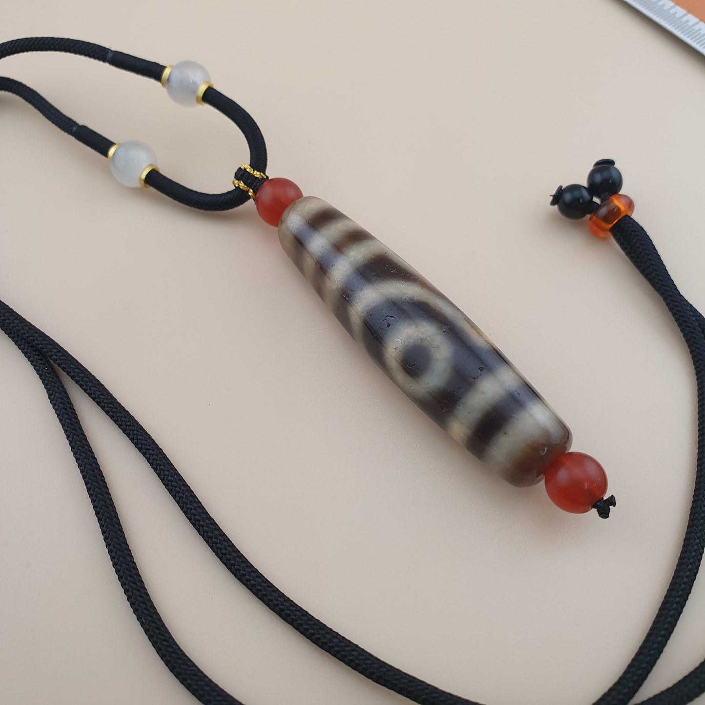 Vintage Himalayan Tibetan 2 Eyes Agate Dzi Bead Amulet