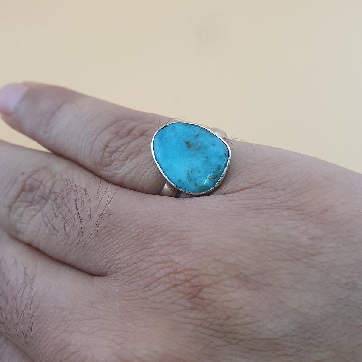 Bague en argent sterling avec turquoise naturelle d'Arizona, fabriquée à la main, style bohème, petite bague en pierre précieuse