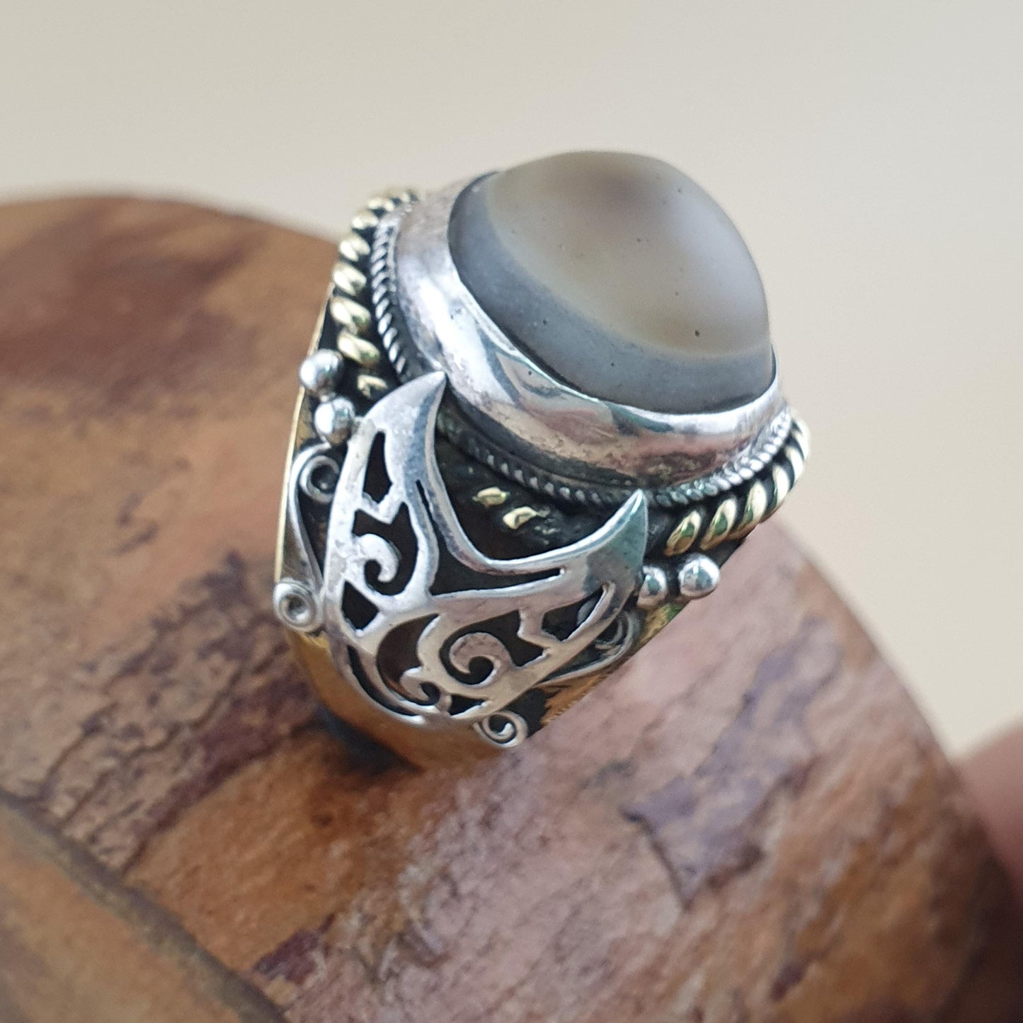 Antiker Sulemani Achatring Vintage Messing- & Silbereinlage Design