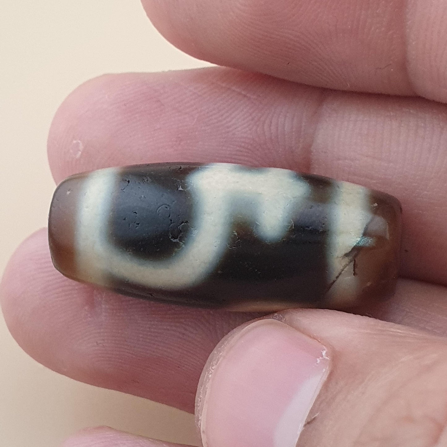 Vintage Treasure Vase Pattern Himalayan Tibetan Agate Dzi Bead Amulet