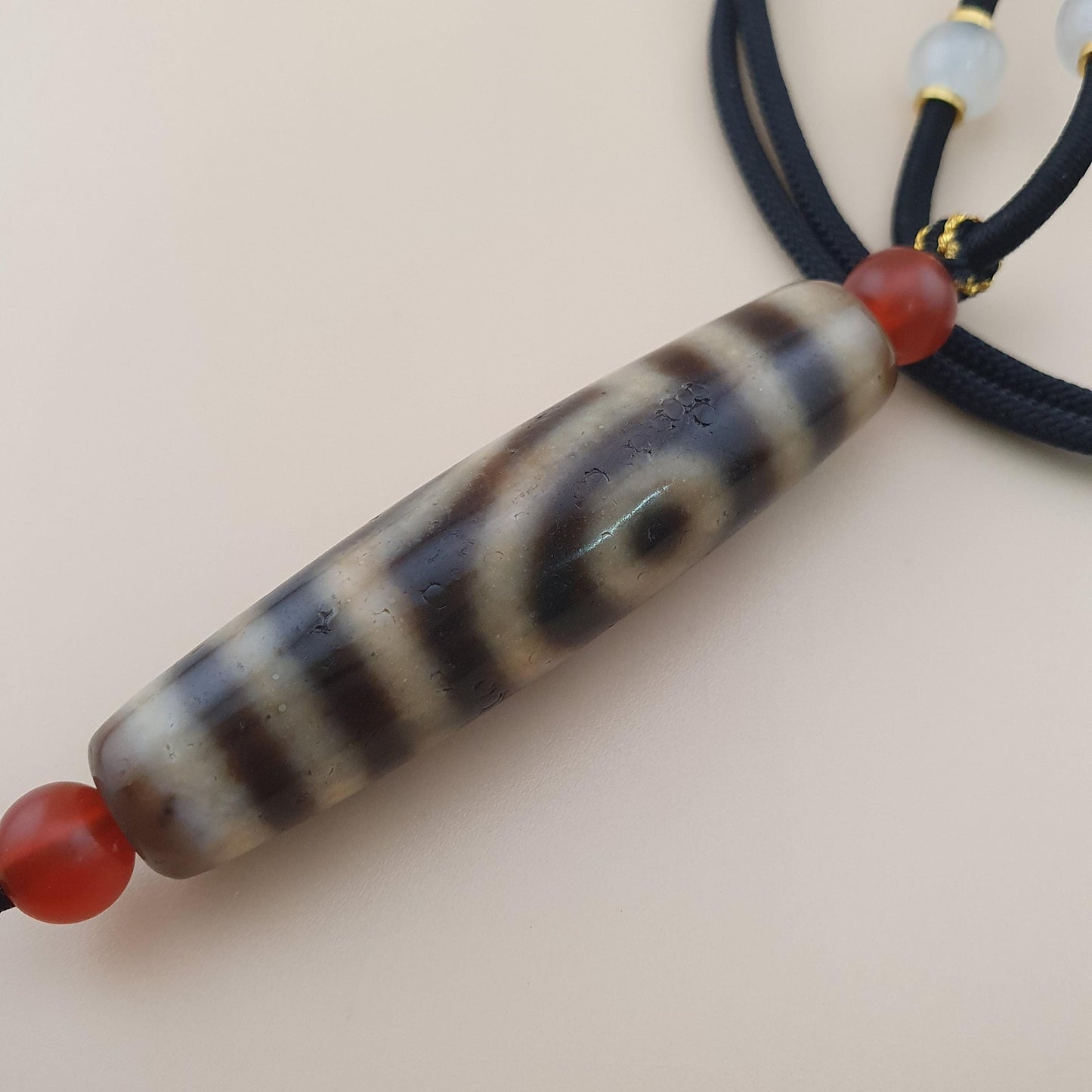 Vintage Himalayan Tibetan 2 Eyes Agate Dzi Bead Amulet