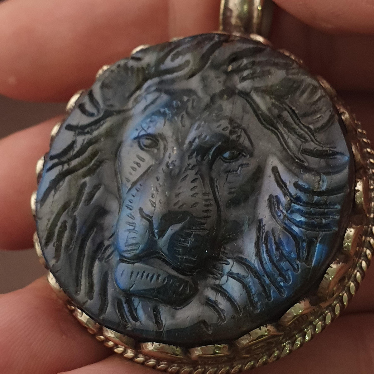 Handmade Vintage Labradorite Lion Face Brass Floral Design Pendant