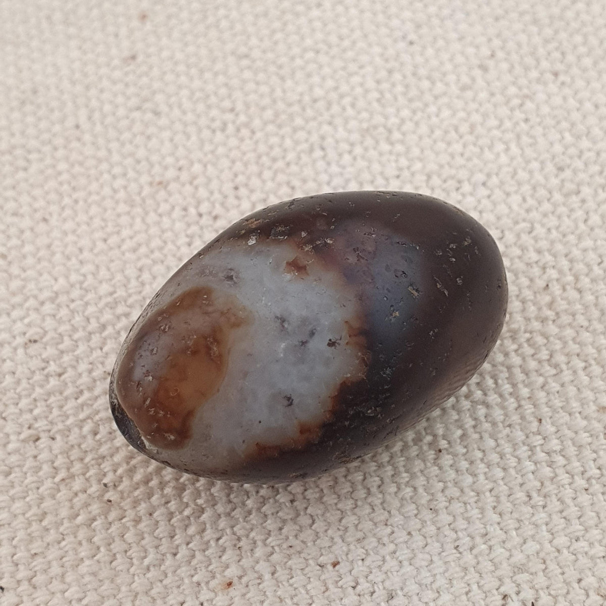 Amulette en perles d'agate Suliemani à yeux cristallisés de style antique vintage