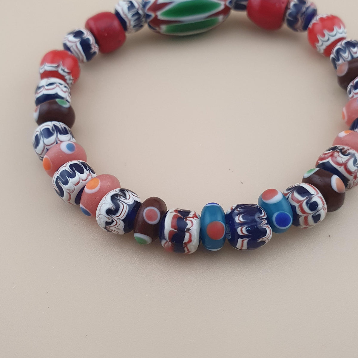 Armband im venezianischen Vintage-Stil mit Glasperlenmix