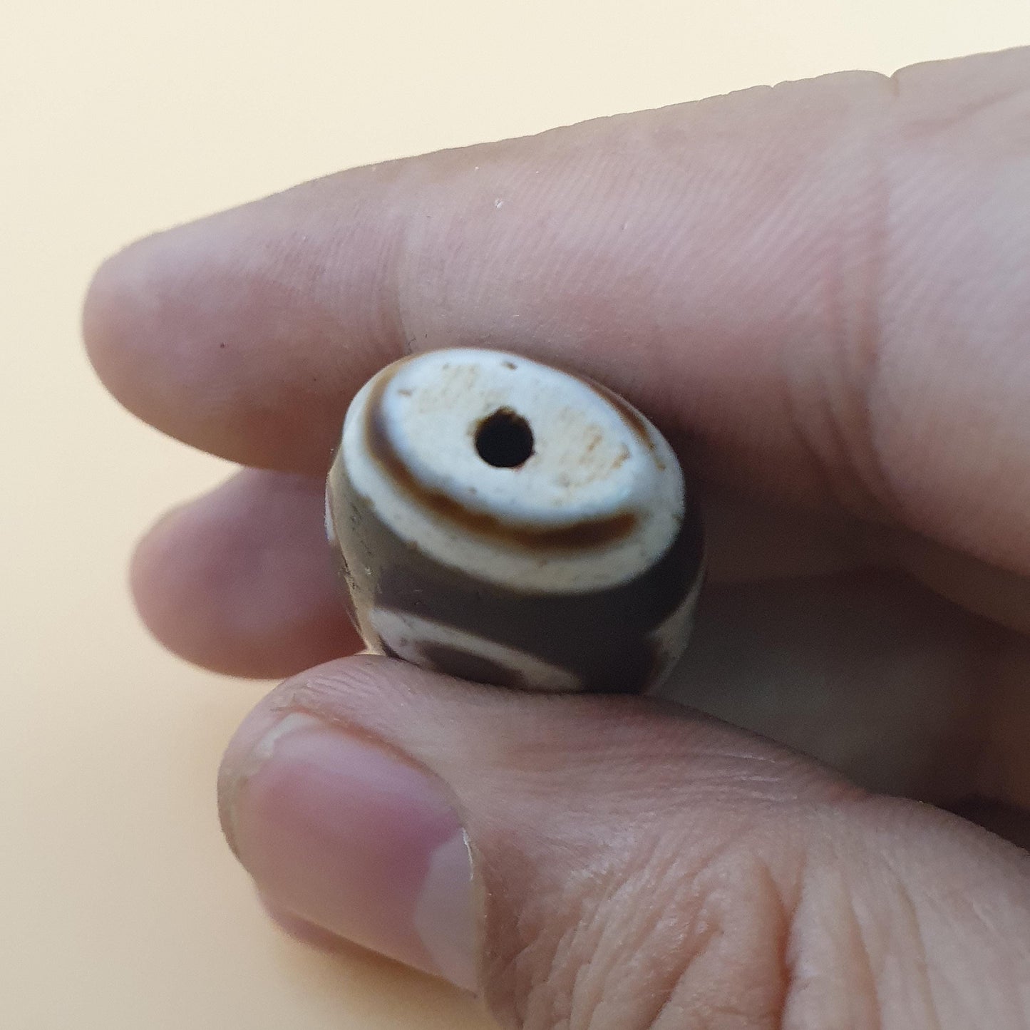 Vintage 2-Augen Achat Dzi Perle: Tibetisches Himalaya-Amulett
