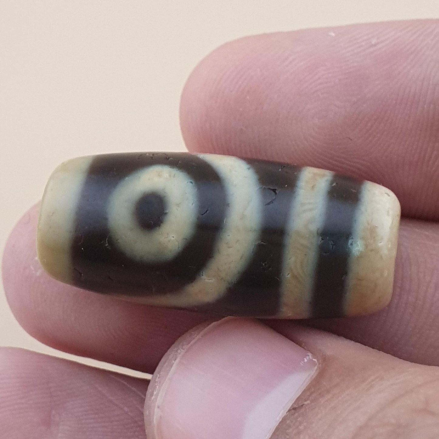Vintage Himalayan Tibetan 2 Eyes Agate Dzi Bead Amulet