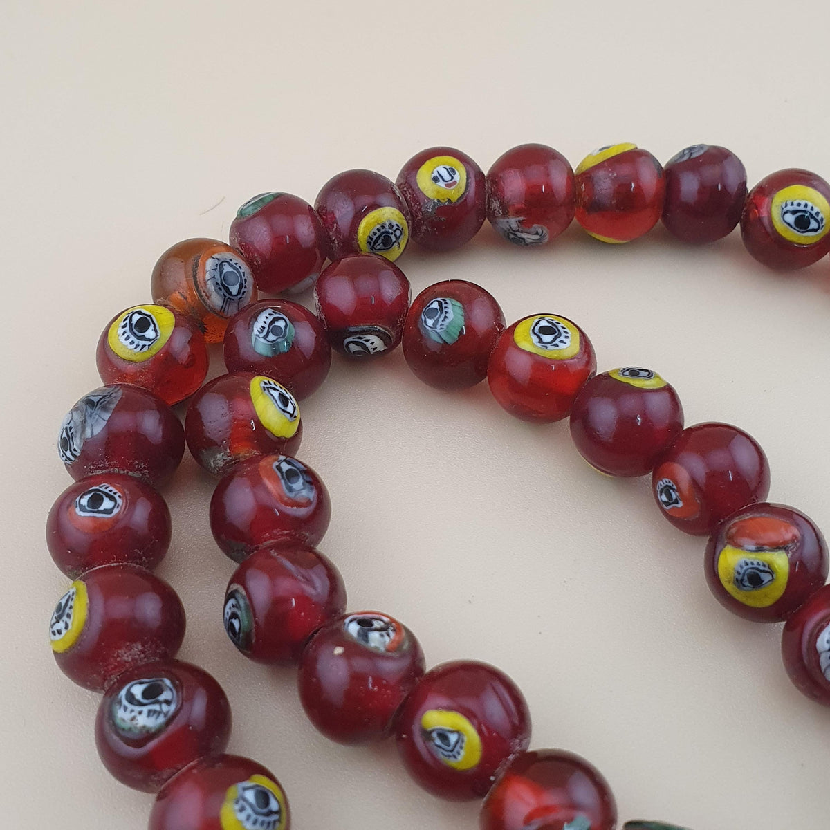 Fil de perles africaines anciennes : Fabrication de bijoux bohèmes (22 pouces)
