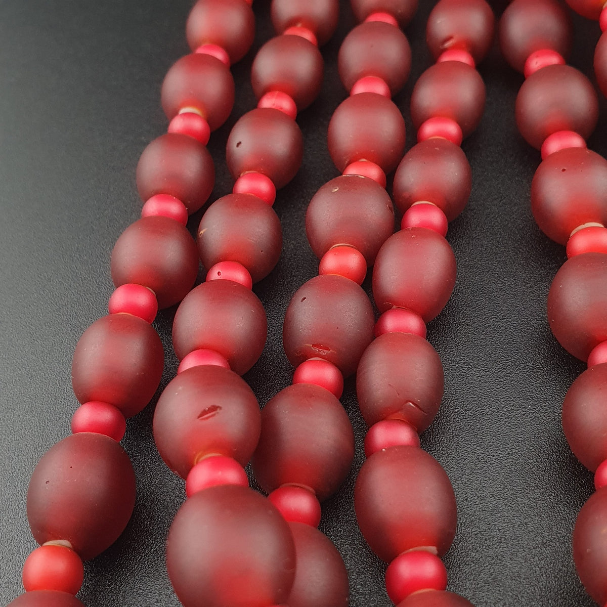 Vintage Venetian Red Whiteheart Beaded Necklace 6.3mm - 12.6mm