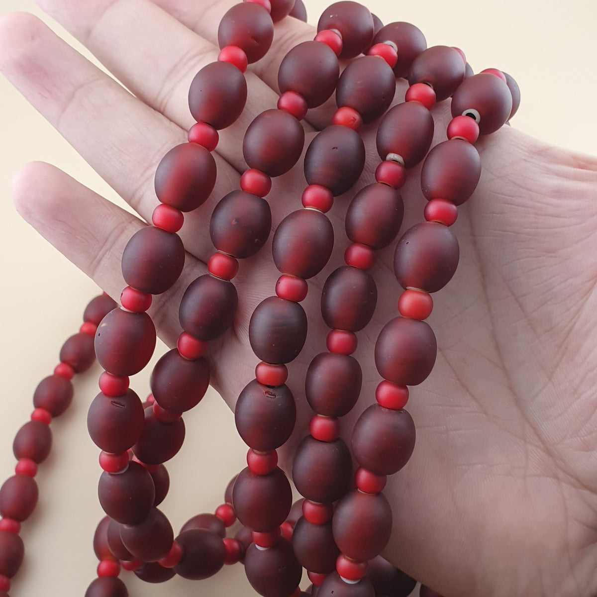 Vintage Venetian Red Whiteheart Beaded Necklace 6.3mm - 12.6mm