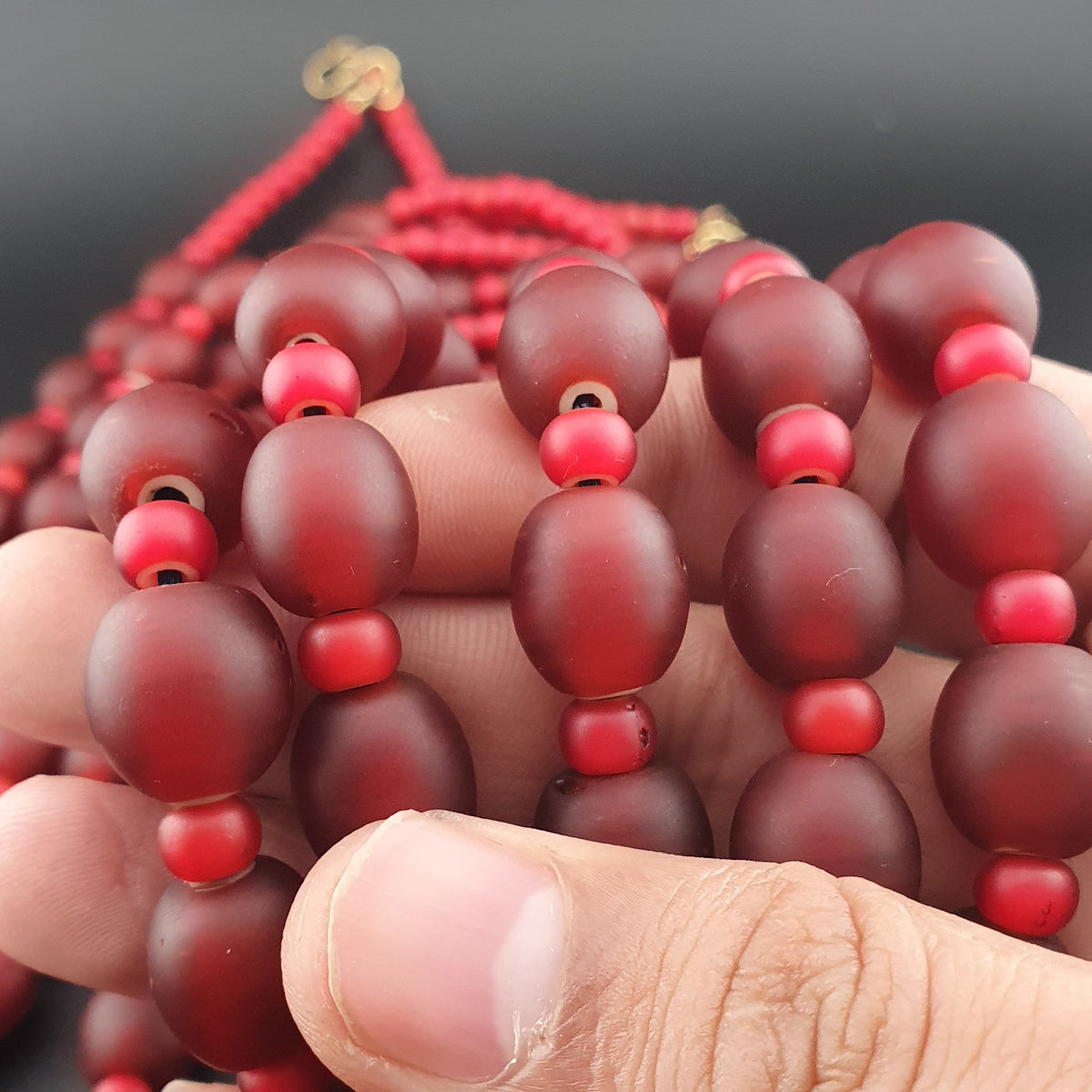 Vintage Venetian Red Whiteheart Beaded Necklace 6.3mm - 12.6mm