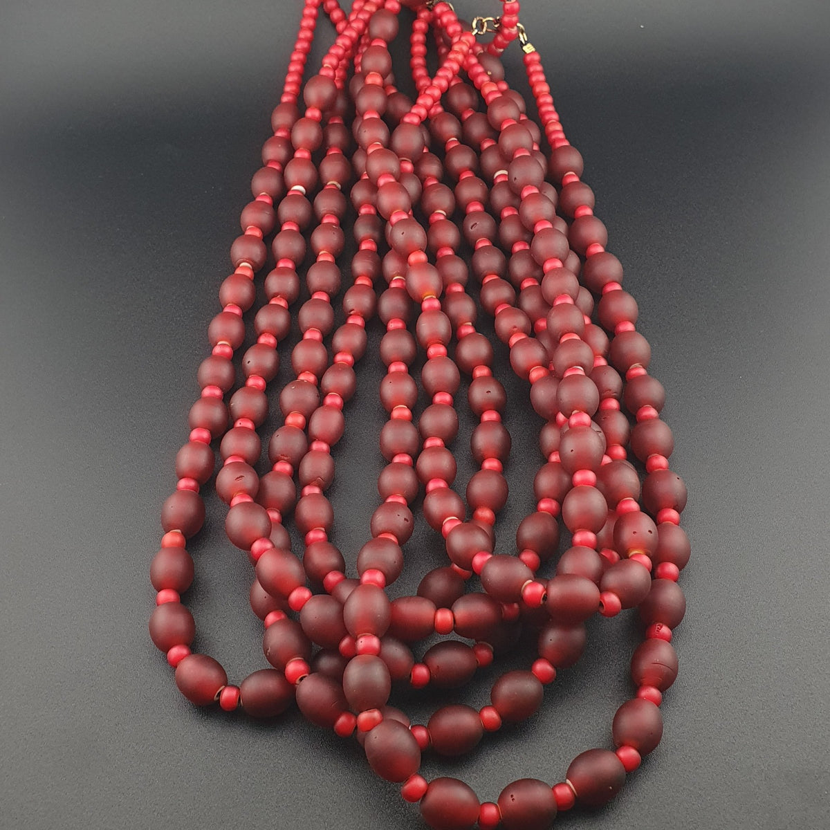 Vintage Venetian Red Whiteheart Beaded Necklace 6.3mm - 12.6mm