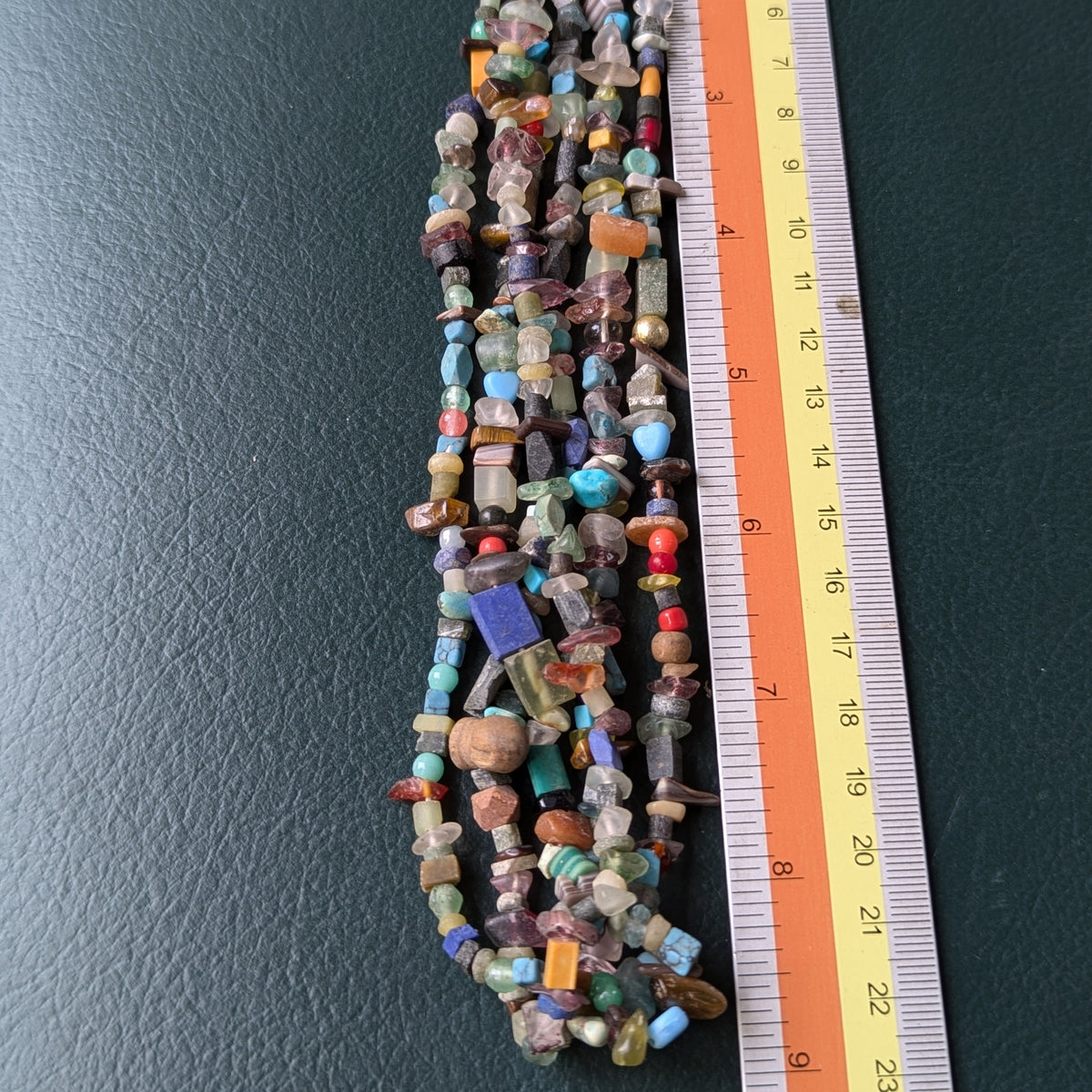 Collier de perles vintage en pierre mélangée Jade, Jaspe, Turquoise