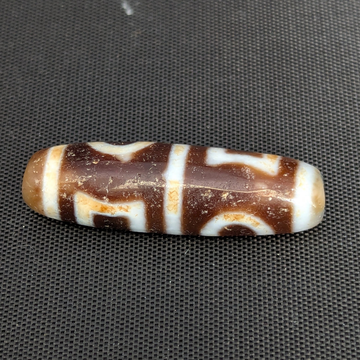 Amulette Dzi tibétaine vintage en agate, motif cercles et carrés