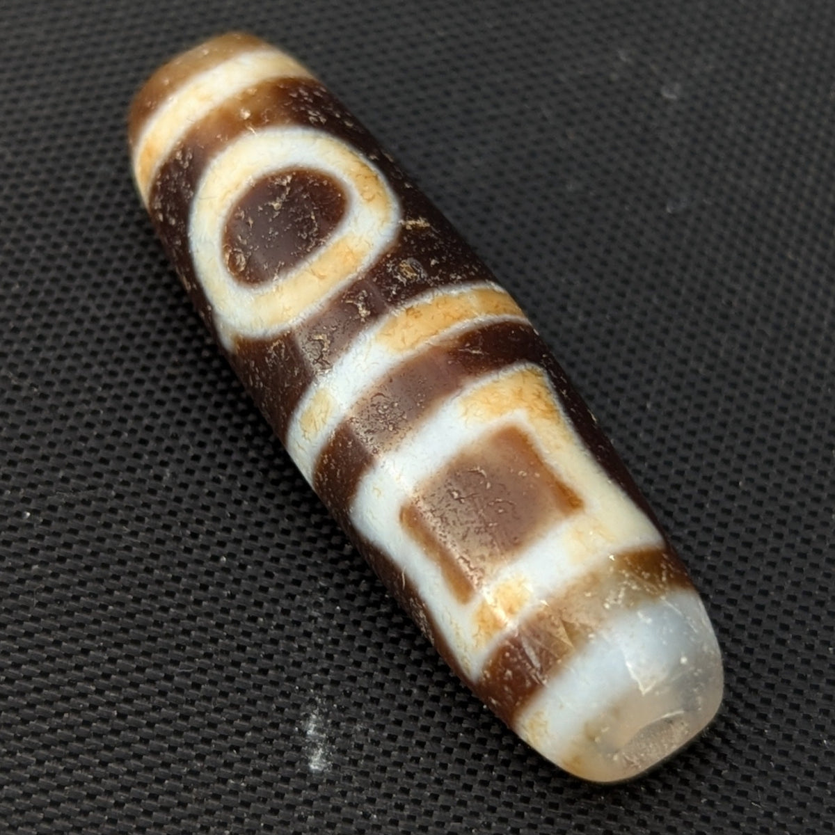 Amulette Dzi tibétaine vintage en agate, motif cercles et carrés