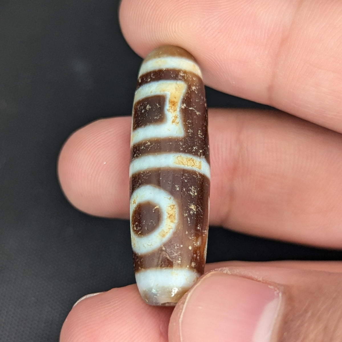 Amulette Dzi tibétaine vintage en agate, motif cercles et carrés