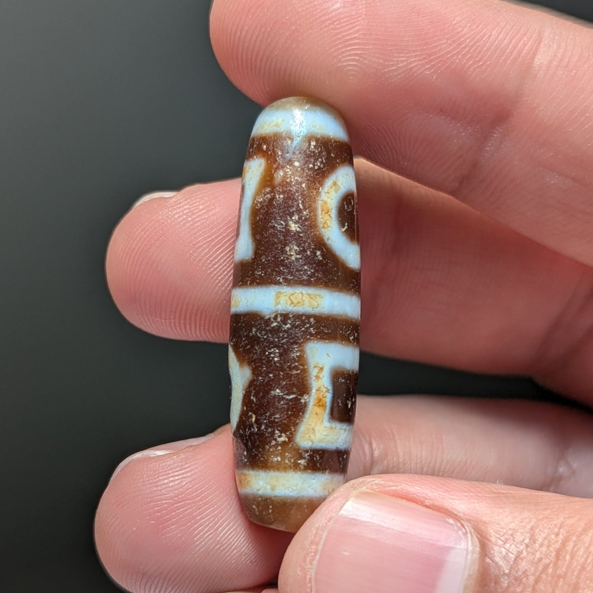 Amulette Dzi tibétaine vintage en agate, motif cercles et carrés
