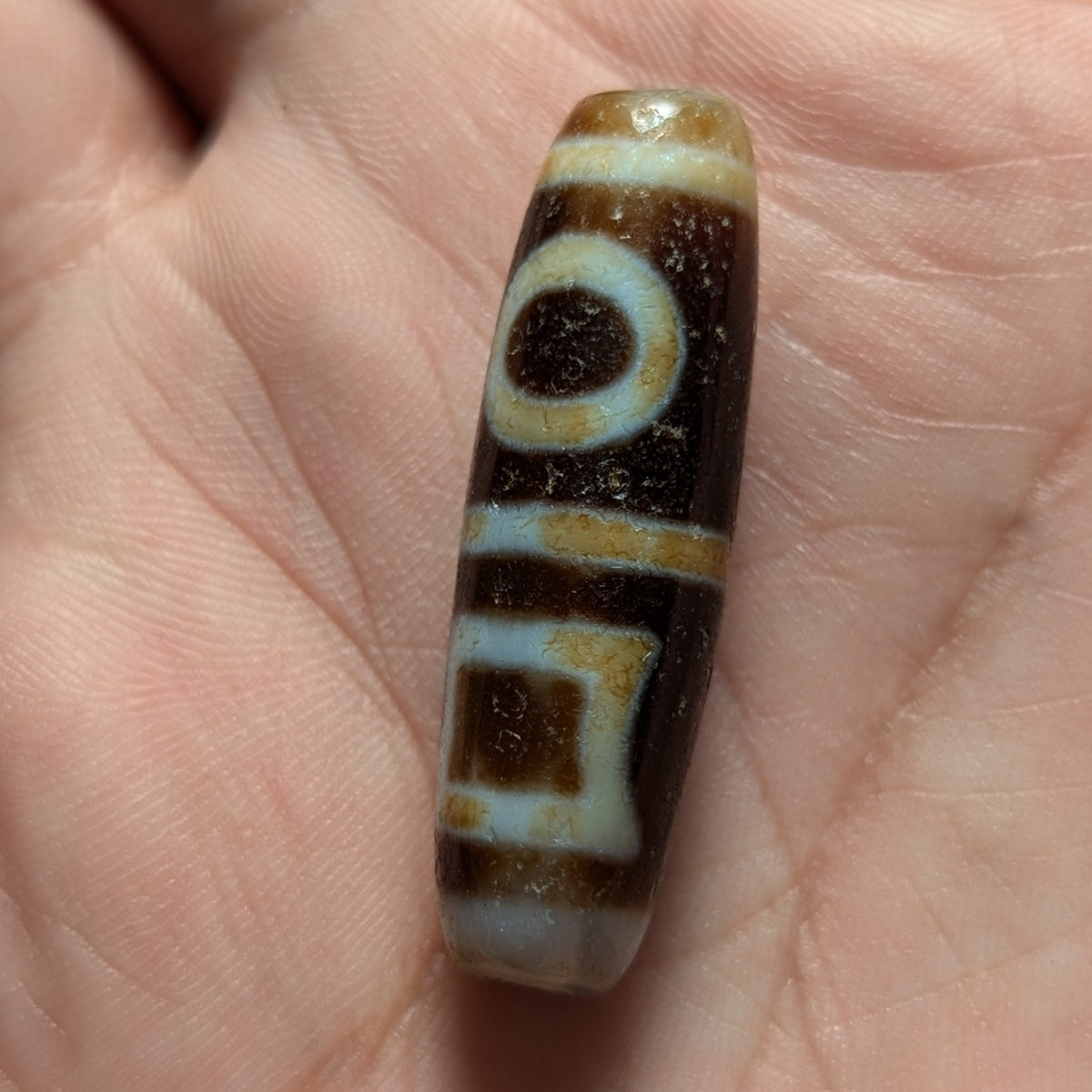 Amulette Dzi tibétaine vintage en agate, motif cercles et carrés
