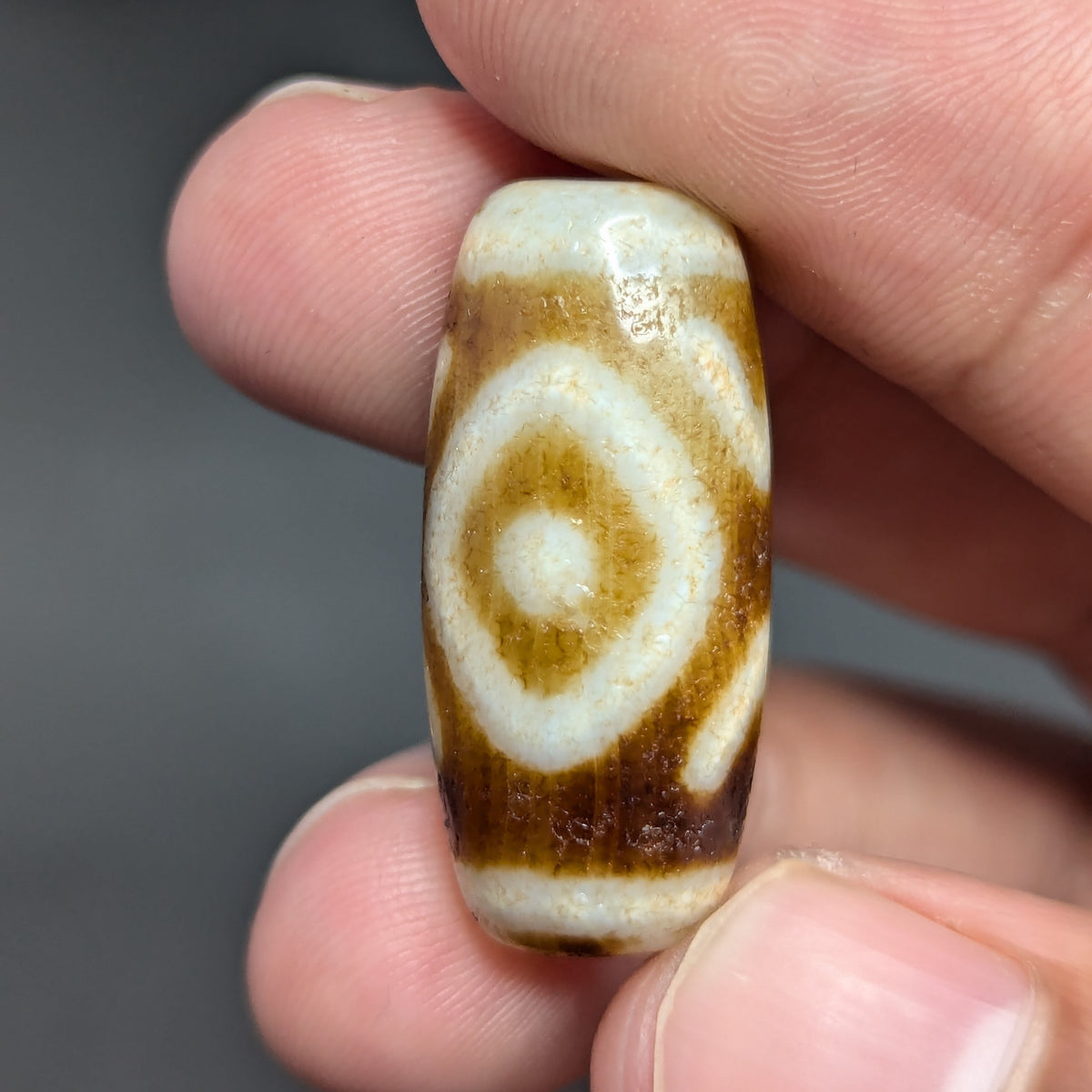 Amulette tibétaine vintage perle Dzi en agate des 2 yeux de l'Himalaya