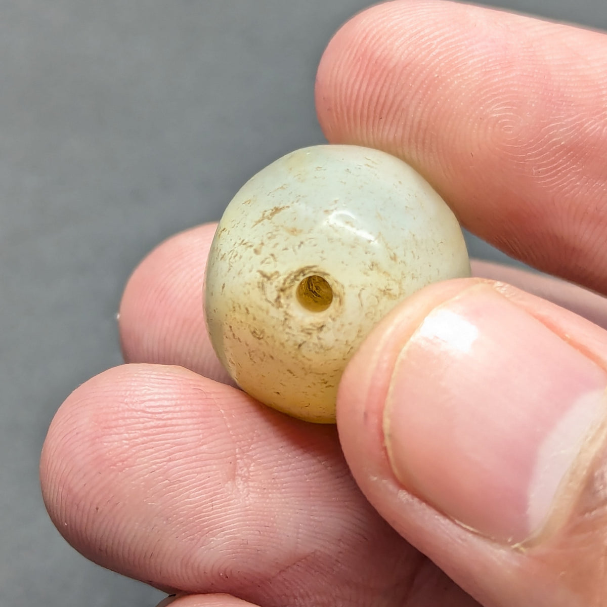 Amulette Vintage Perlée en Agate du Moyen-Orient Yéménite