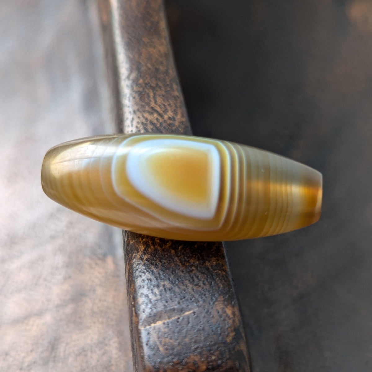 Vintage MiddleEastern Natural Eyes Yemeni Agate Bead
