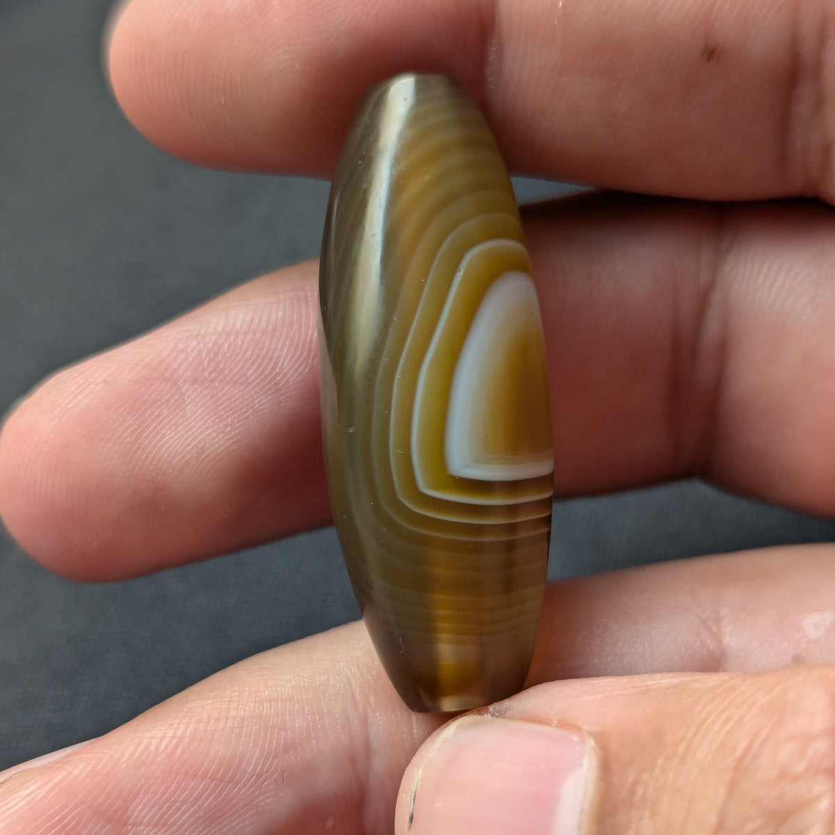 Vintage MiddleEastern Natural Eyes Yemeni Agate Bead
