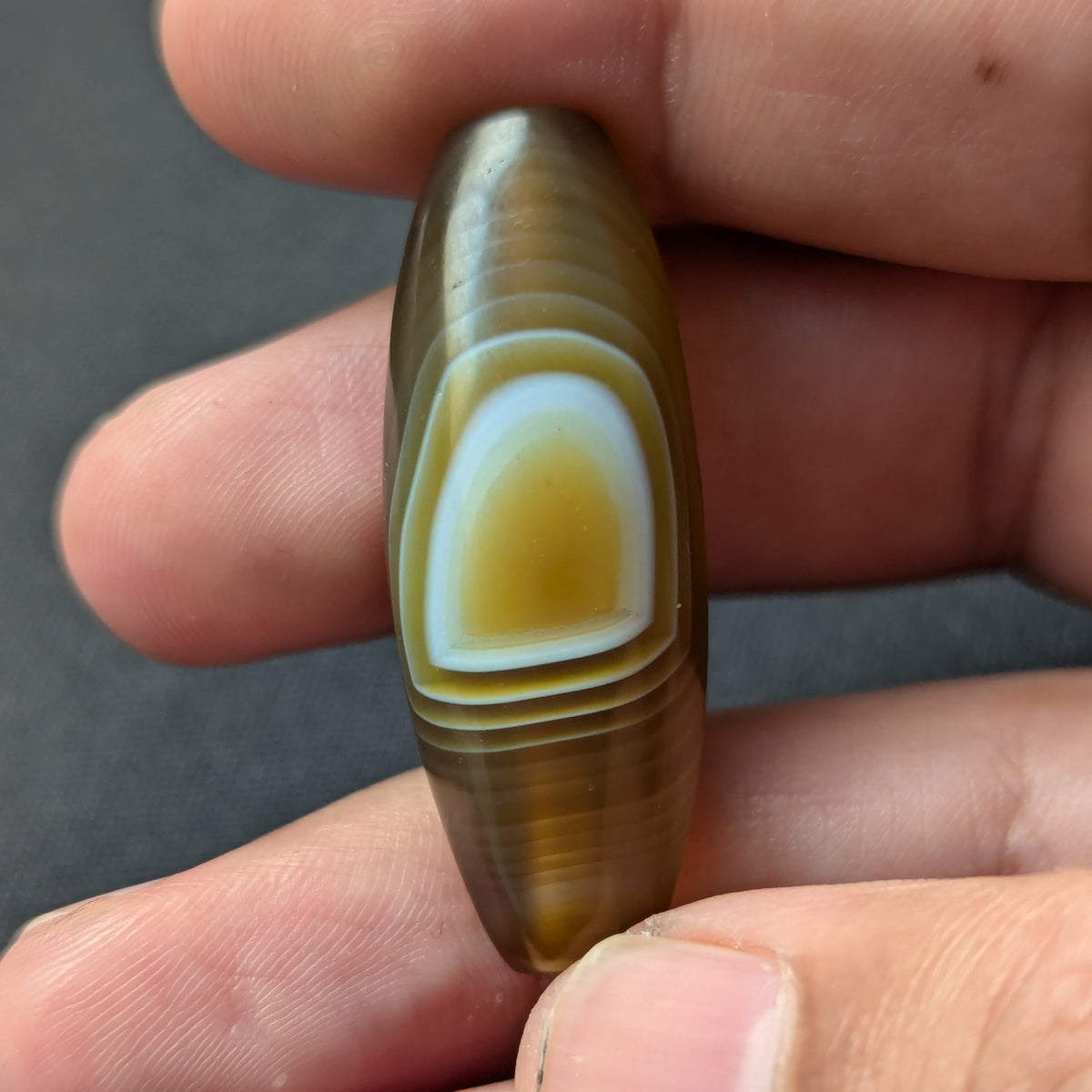 Vintage MiddleEastern Natural Eyes Yemeni Agate Bead
