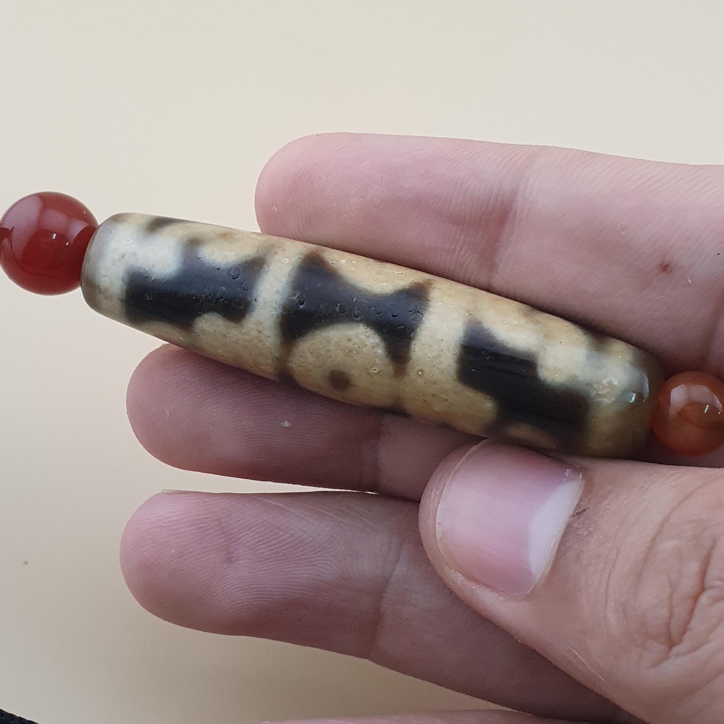 Vintage 3 Eyes Unique Pattern Himalayan Tibetan Agate Dzi Bead Amulet