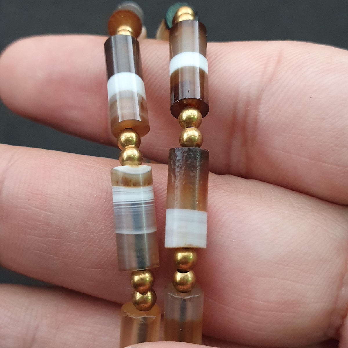 Collier de perles d'agate yéménites authentiques antiques 22 pouces