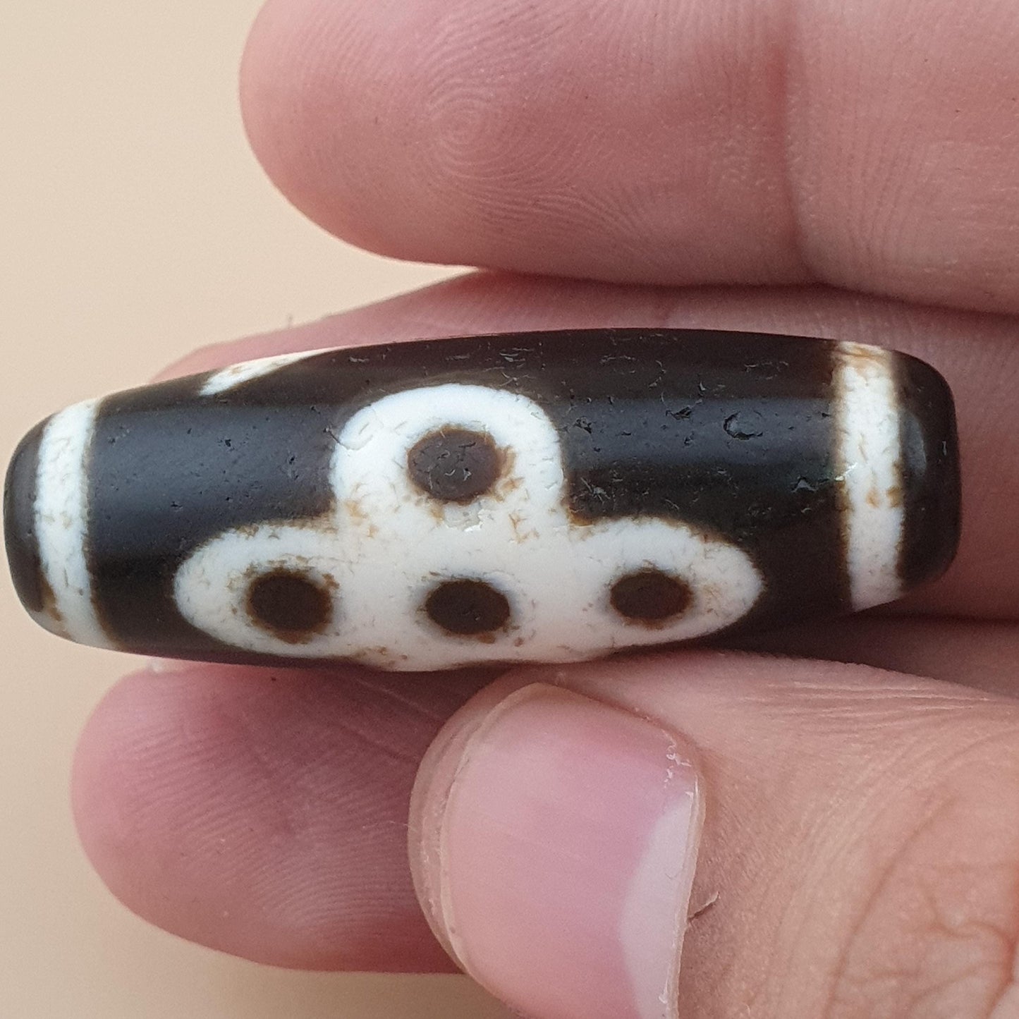 Vintage Himalayan Tibetan Floral & Energy Motif Agate Dzi Amulet