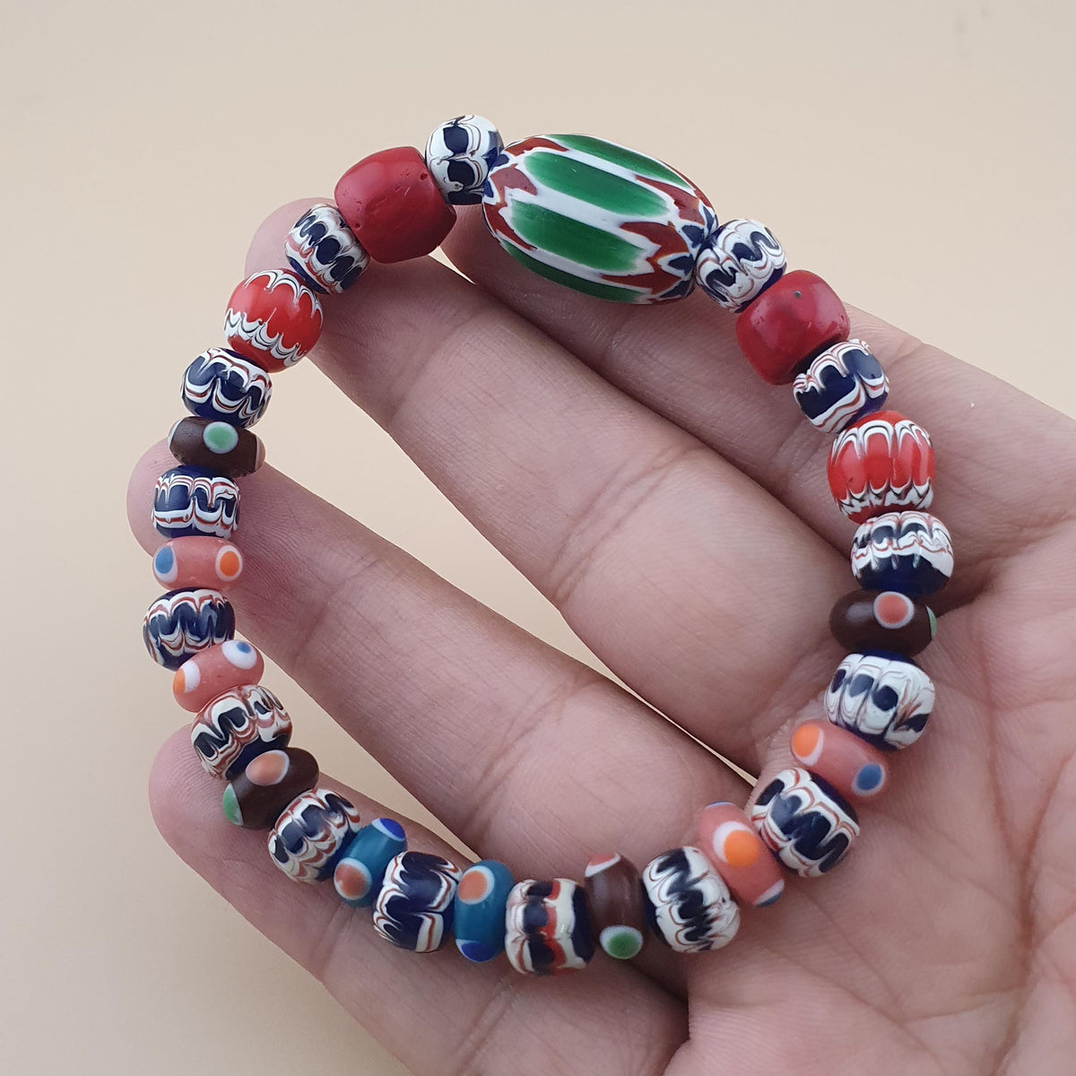Armband im venezianischen Vintage-Stil mit Glasperlenmix