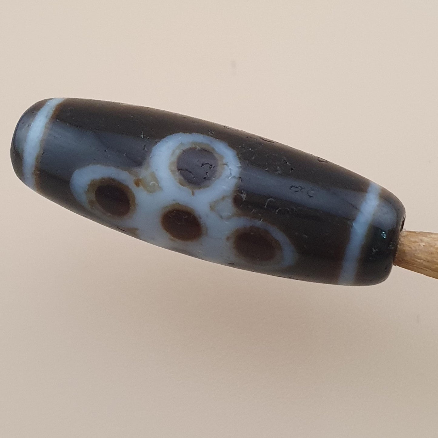 Vintage Himalayan Tibetan Flower & Energy Pattern Agate Dzi Bead Amulet