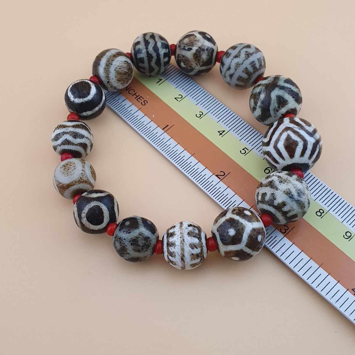 Bracelet en perles de verre Pumtek birmanes antiques Pyu et WhiteHeart de Venise