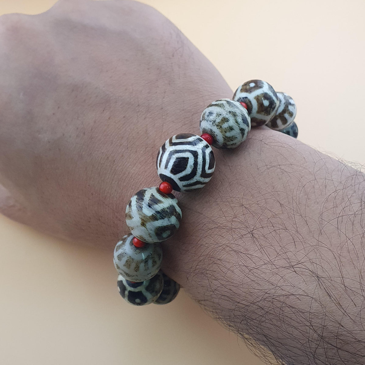Bracelet en perles de verre Pumtek birmanes antiques Pyu et WhiteHeart de Venise