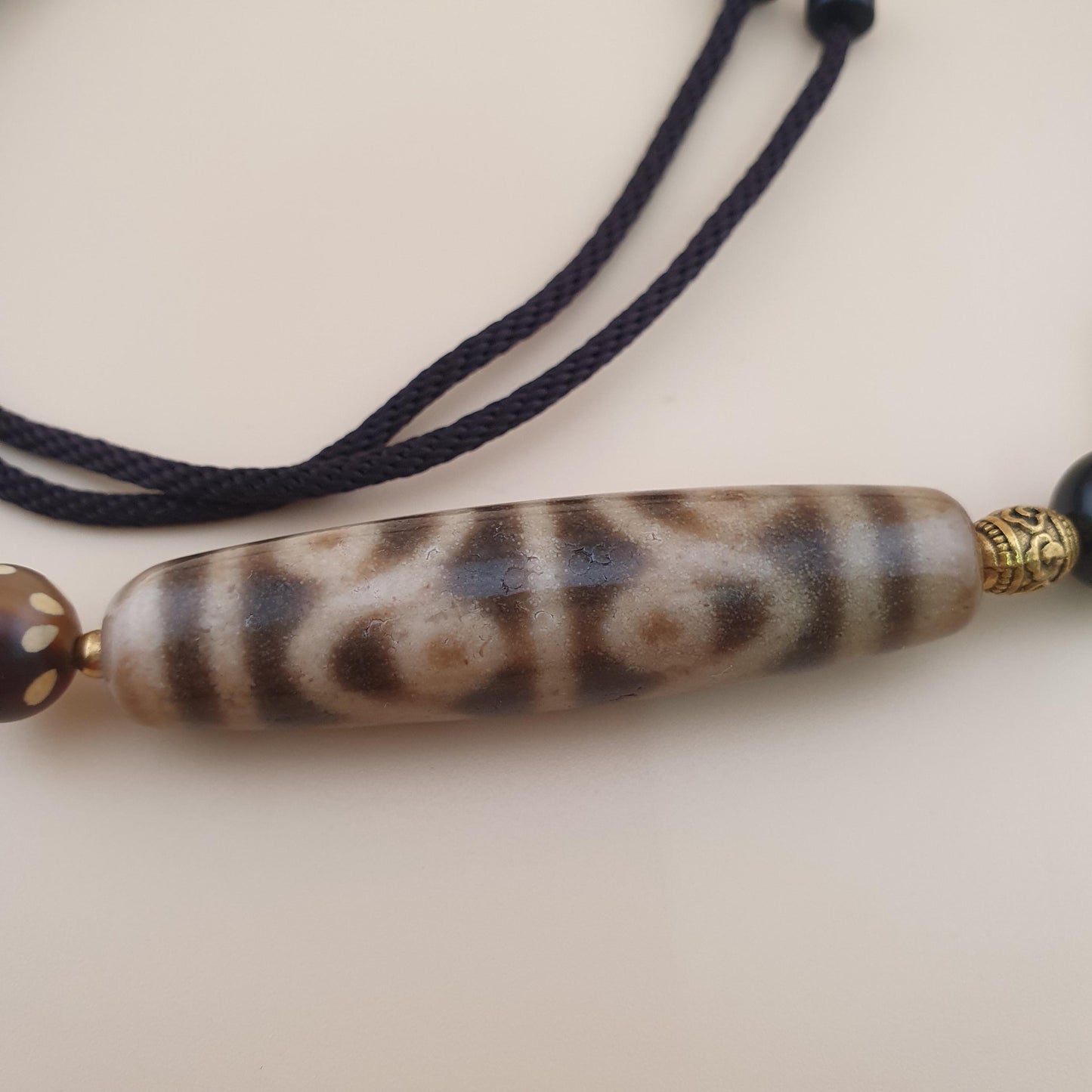 Vintage 12 Einzigartige Augen Himalaya Tibet Achat Dzi Perlenkette