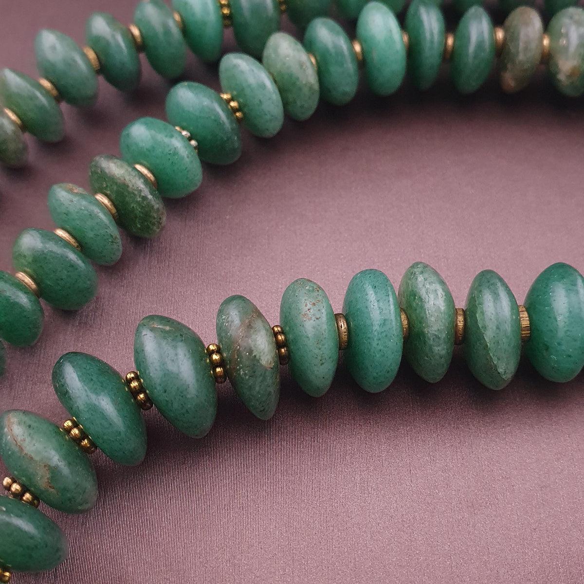 Collier de perles vintage en forme de pneu de jade