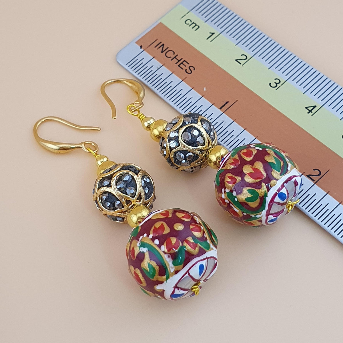 Boucles d'oreilles pendantes en émail coloré faites à la main au design afghan