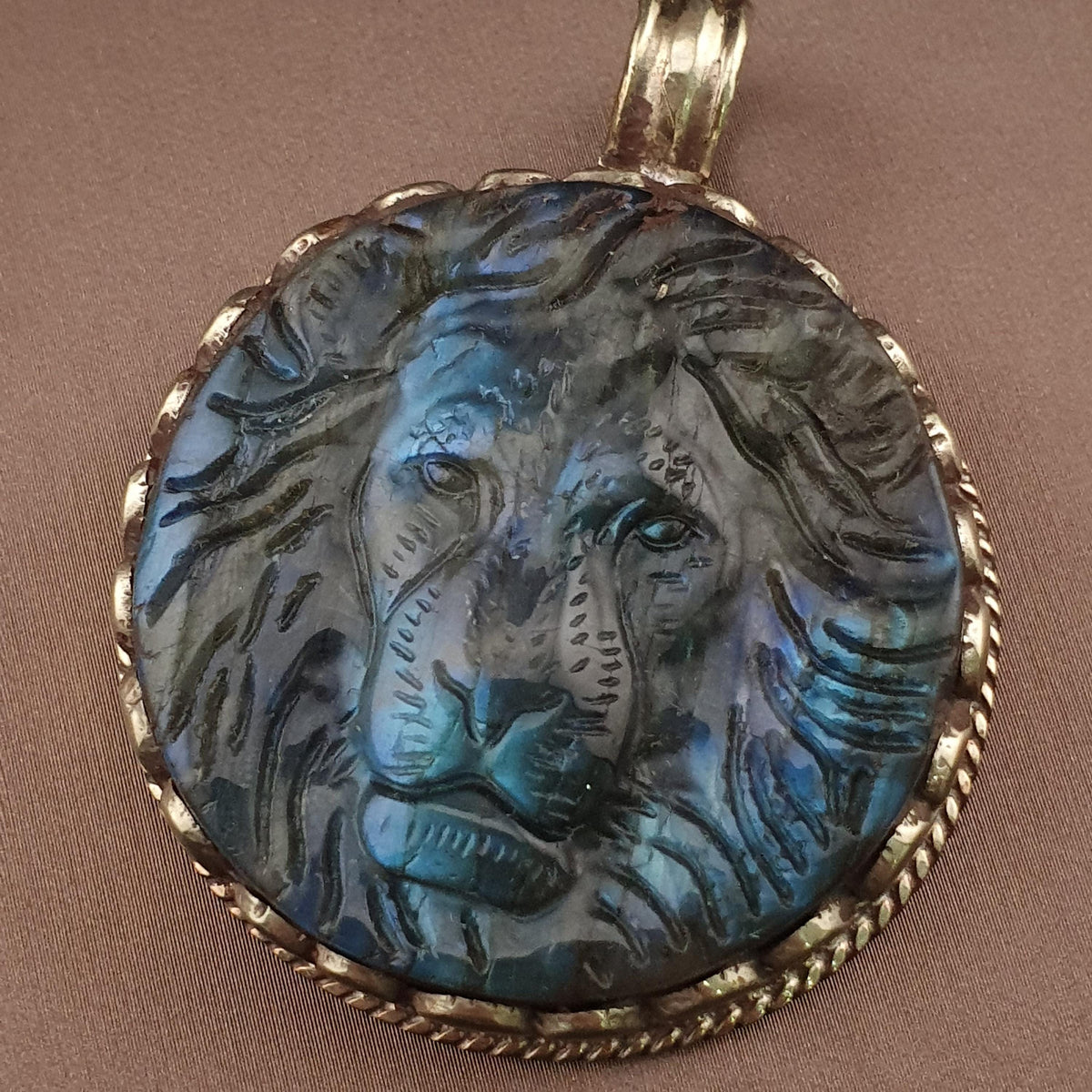 Handmade Vintage Labradorite Lion Face Brass Floral Design Pendant