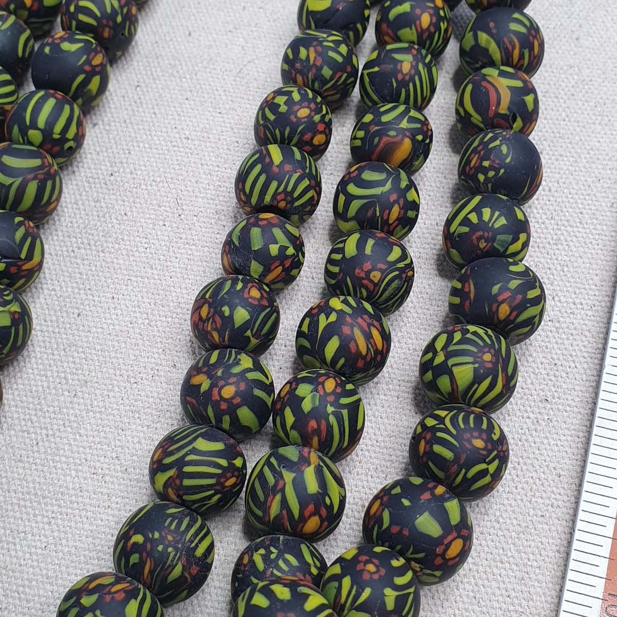 Collier vintage Gabri Style perles de verre vertes - 50 cm