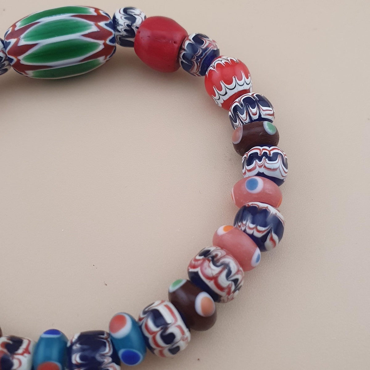 Armband im venezianischen Vintage-Stil mit Glasperlenmix