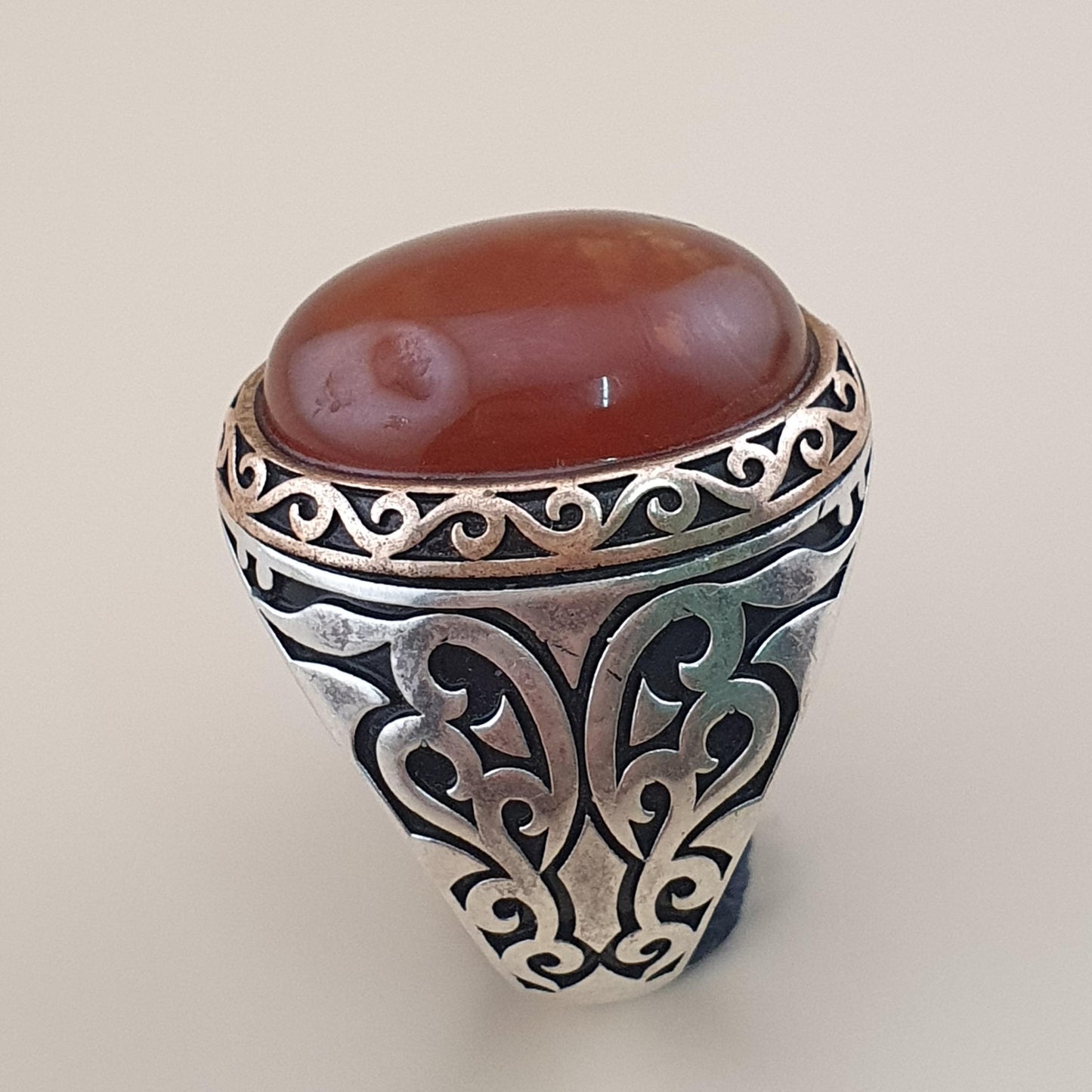 Handgefertigter, Vintage-inspirierter Achatring aus 925er Sterlingsilber
