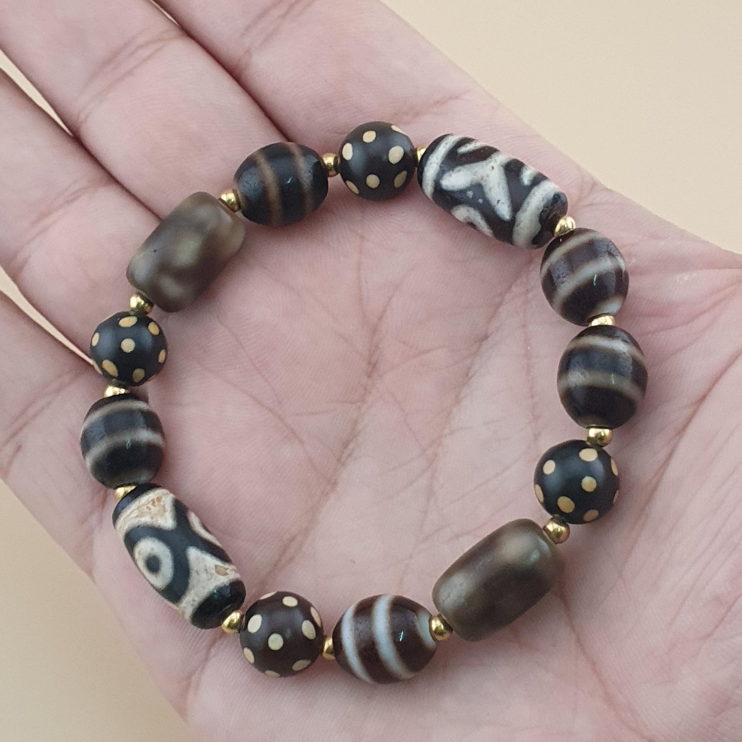 Vintage Himalayan Tibetan Dzi Achat Perlen 2-Augen Armband mit gepunktetem Quarz