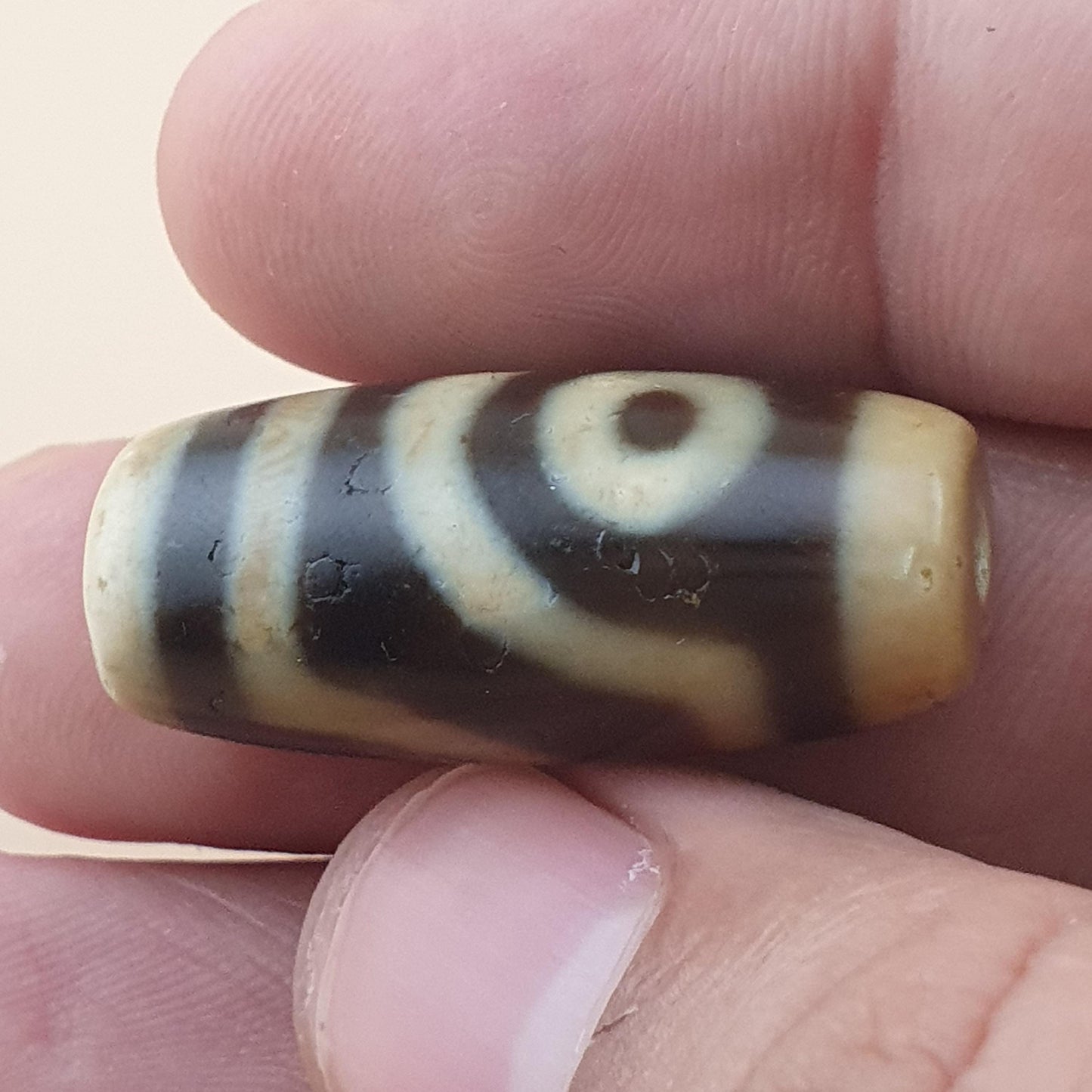 Vintage Himalayan Tibetan 2 Eyes Agate Dzi Bead Amulet