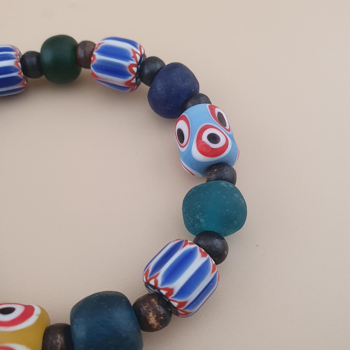 Armband im Vintage-Venezianischen Stil mit Chevron- & gemischten Glasperlen