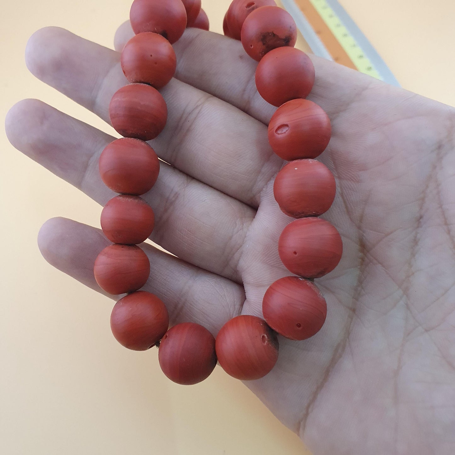 Halskette mit Glasperlen im afrikanischen Stil, Rot-Orange