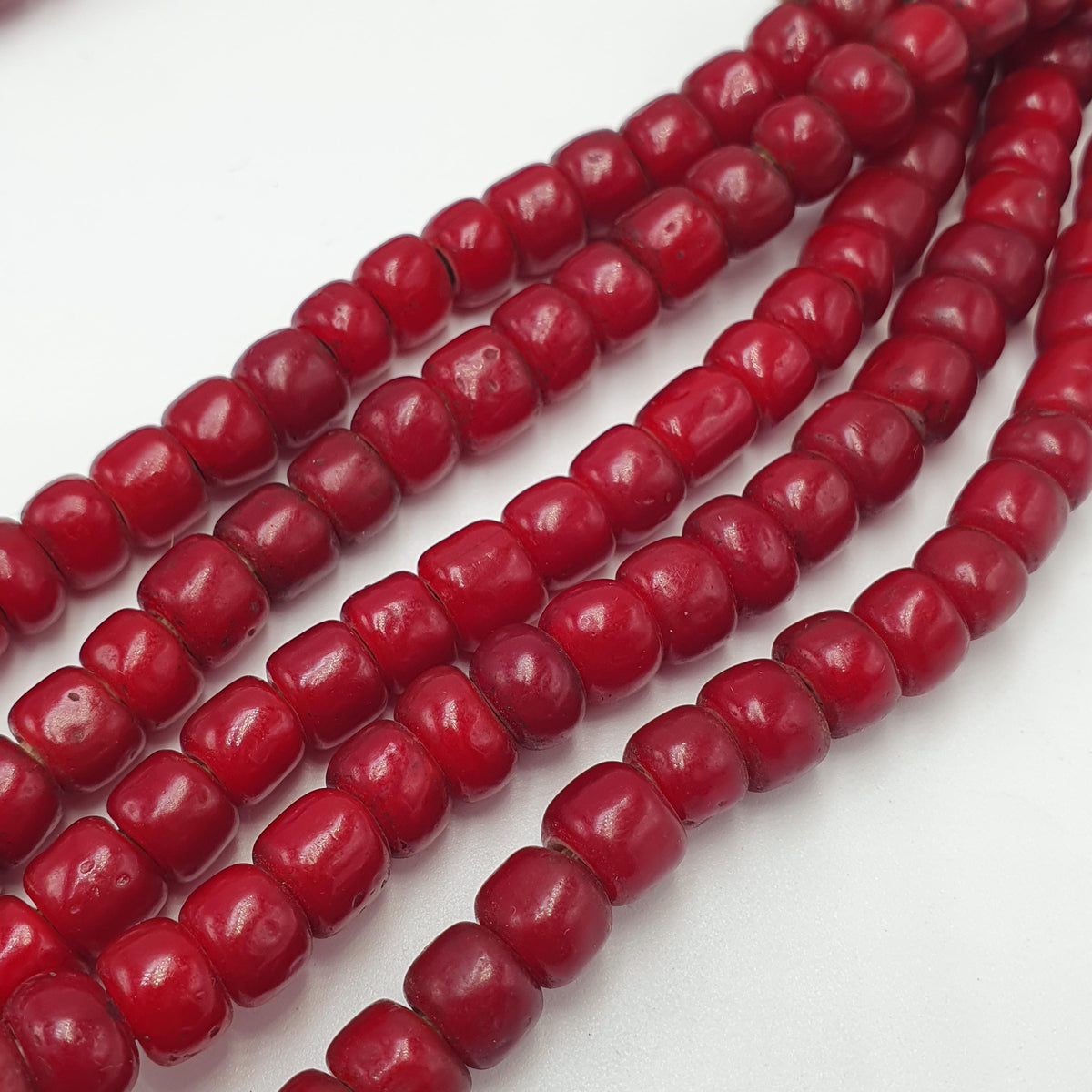 Fils de perles de verre antiques de Venise WhiteHeart rares 8 mm 24 pouces