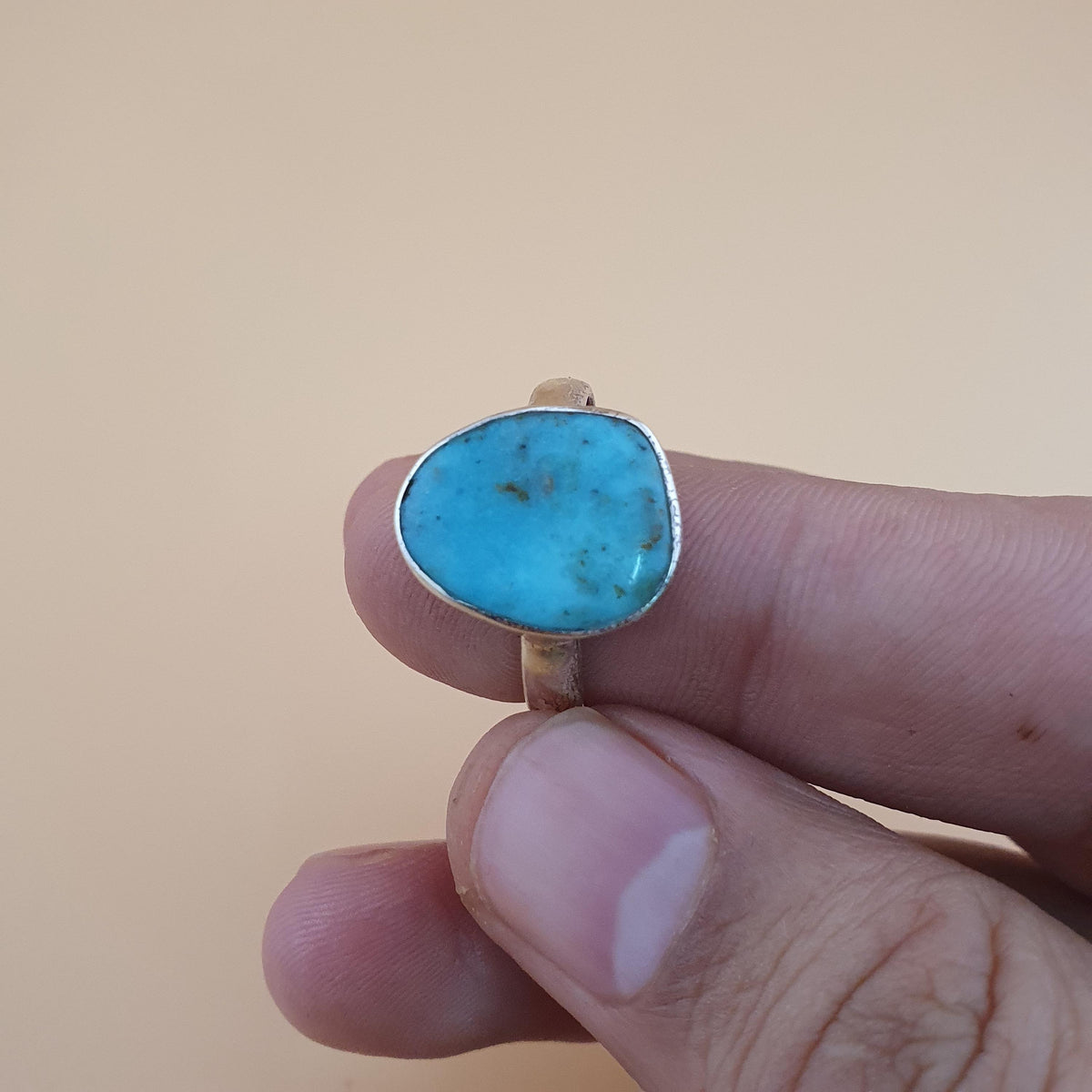 Bague en argent sterling avec turquoise naturelle d'Arizona, fabriquée à la main, style bohème, petite bague en pierre précieuse