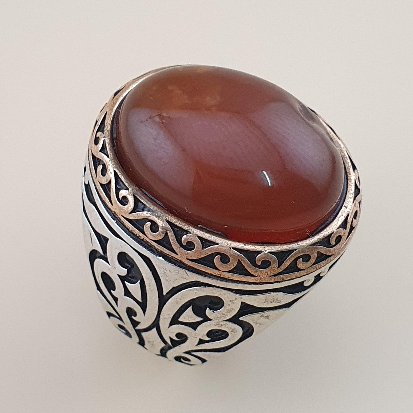 Handgefertigter, Vintage-inspirierter Achatring aus 925er Sterlingsilber