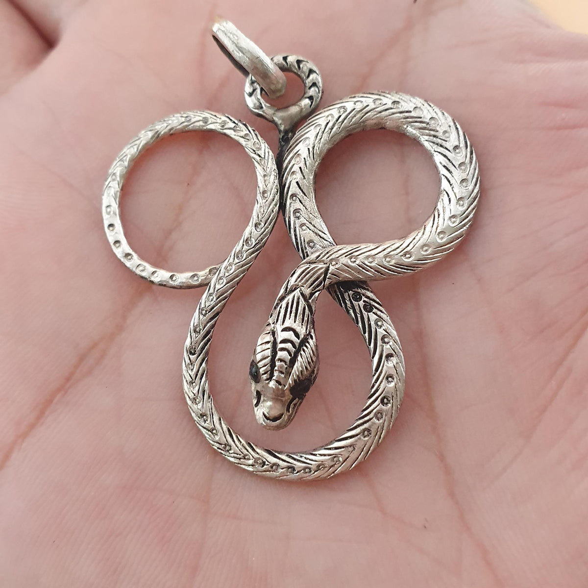 Pendentif en laiton vintage serpent, fait main magnifique