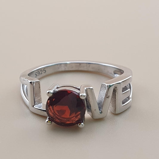 Lot von 2 925er Silber „LOVE“ Ring mit Granat Edelstein
